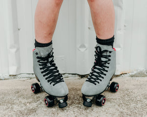 Chuffed Wanderer Plus X HOQ “Concrete” Roller Skate