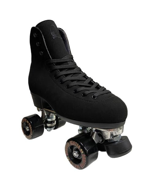 Chuffed Wanderer ‘Vegan Black’ Roller Skate